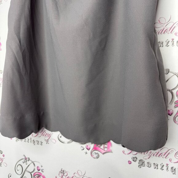 Banana republic tank top camisole cami bubble trim grey flowy versatile timeless - Picture 4 of 8